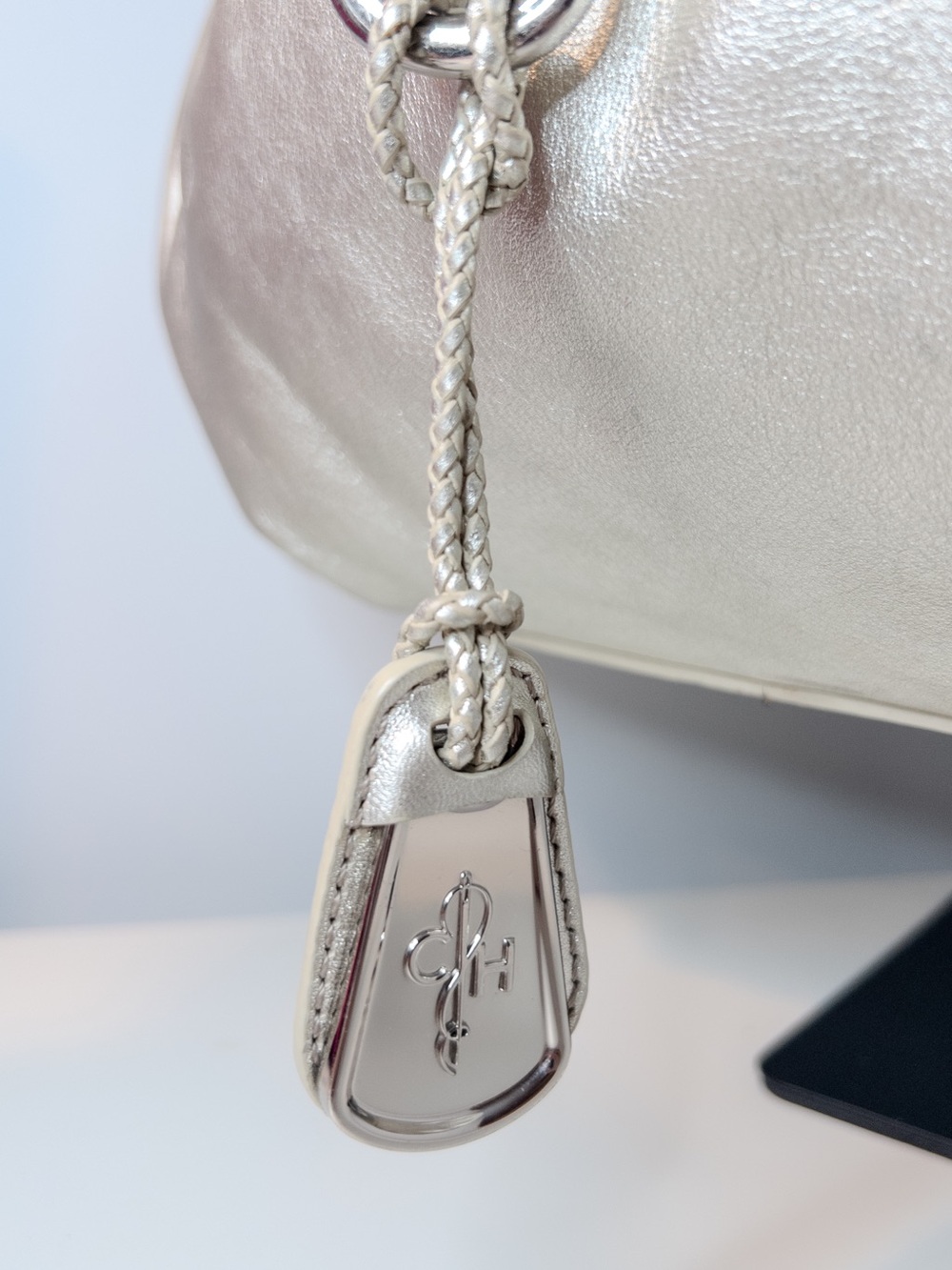 Cole Haan Silver Metallic Leather Drawstring Bucket Bag Hobo Shoulder Bag - Picture 3 of 13